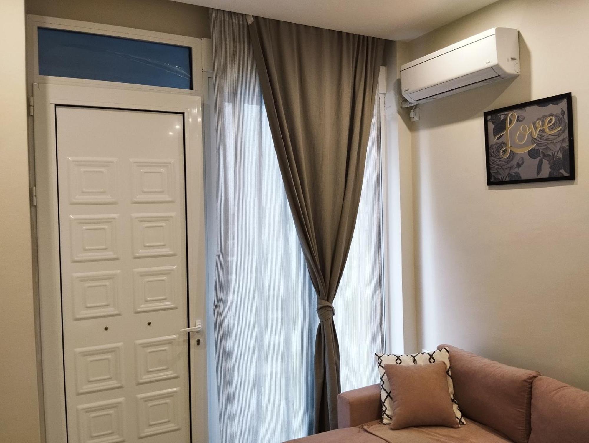 Vasili'S And Vasiliki'S Luxury Apartment Athen Eksteriør bilde